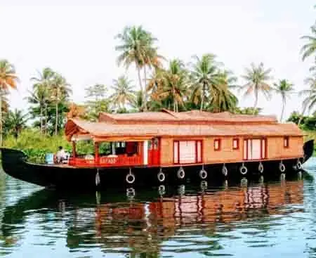 15 Nights 16 Days : Athirapilly - Munnar - Alleppey Houseboat - Kollam - Kovalam - Kanyakumari - Rameshwaram - Coimbatore - Thekkady - Kochi